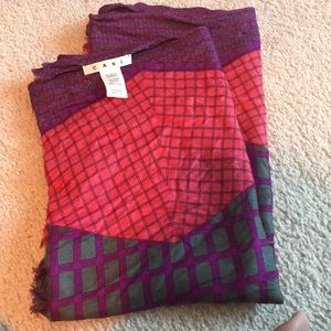 Scarf- CAbi